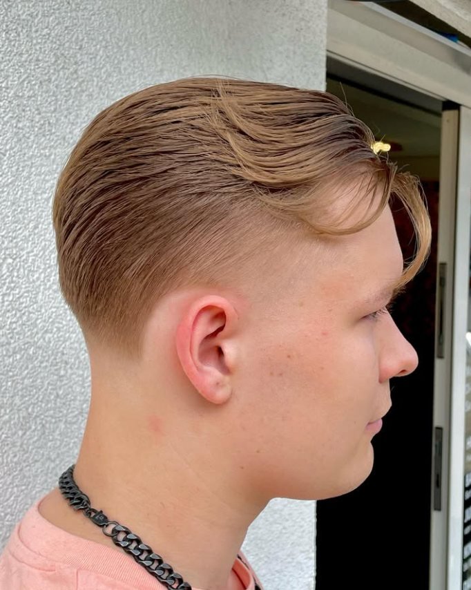 Skin Fade, Coiffeur Oskar